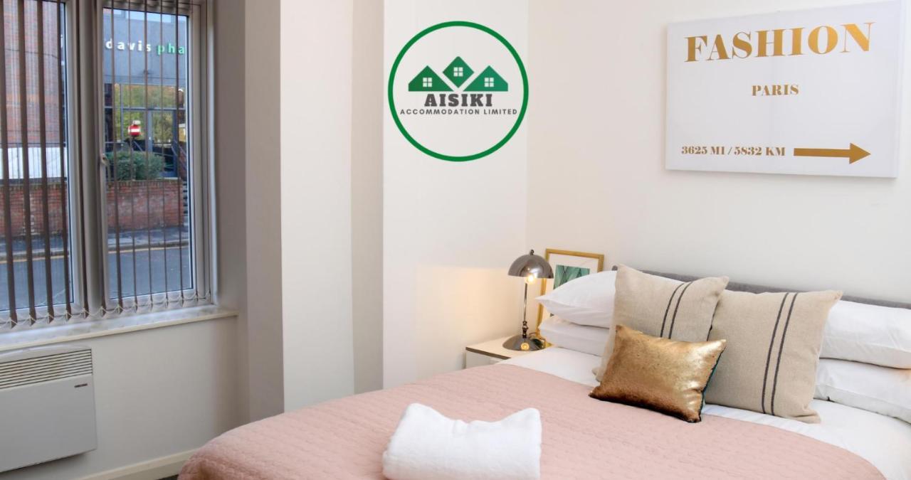 Aisiki Living At Upton Rd, Multiple 1, 2, Or 3 Bedroom Apartments, King Or Twin Beds With Free Wi-Fi & Parking Watford  Bagian luar foto