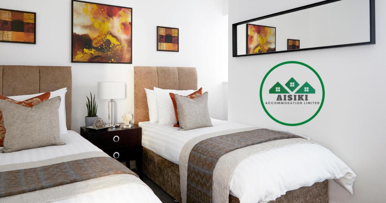 Aisiki Living At Upton Rd, Multiple 1, 2, Or 3 Bedroom Apartments, King Or Twin Beds With Free Wi-Fi & Parking Watford  Bagian luar foto