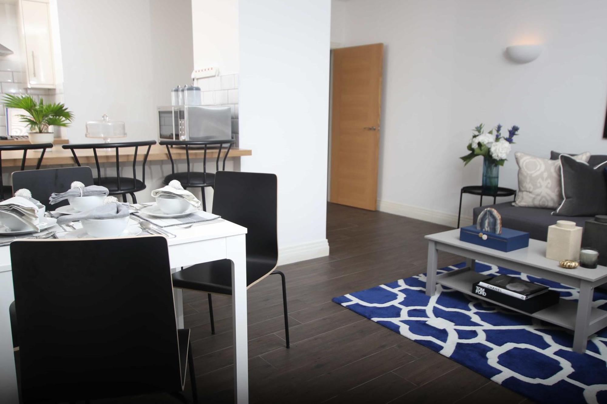 Aisiki Living At Upton Rd, Multiple 1, 2, Or 3 Bedroom Apartments, King Or Twin Beds With Free Wi-Fi & Parking Watford  Bagian luar foto