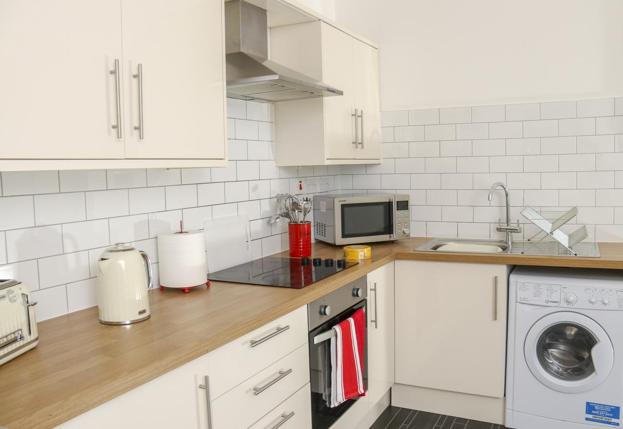 Aisiki Living At Upton Rd, Multiple 1, 2, Or 3 Bedroom Apartments, King Or Twin Beds With Free Wi-Fi & Parking Watford  Bagian luar foto