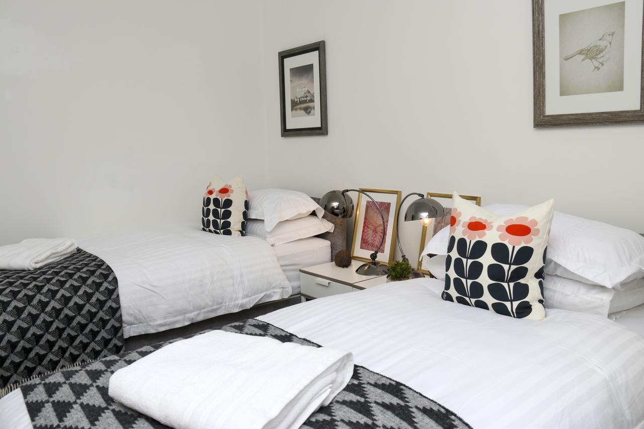 Aisiki Living At Upton Rd, Multiple 1, 2, Or 3 Bedroom Apartments, King Or Twin Beds With Free Wi-Fi & Parking Watford  Bagian luar foto